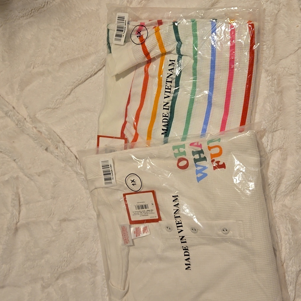 NWT Christmas pajamas - 2 piece thermal set